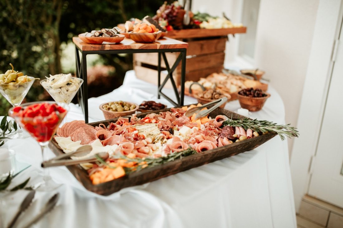 One of the hardest parts of wedding planning is often the food. Use these tips to help you create the spread of your dreams for your Delaware wedding. 